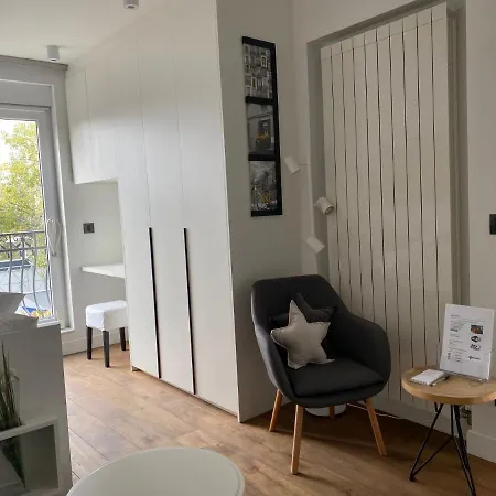 Apartment Enjoy B-52 *