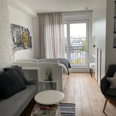 Apartment Enjoy B-52 Belgrade